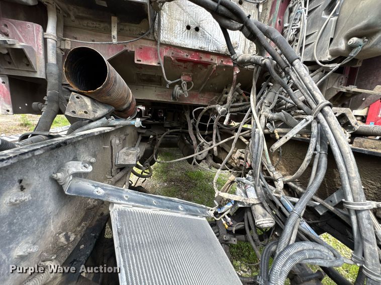 image for item DO0967 2005 Kenworth W900 ready mix truck