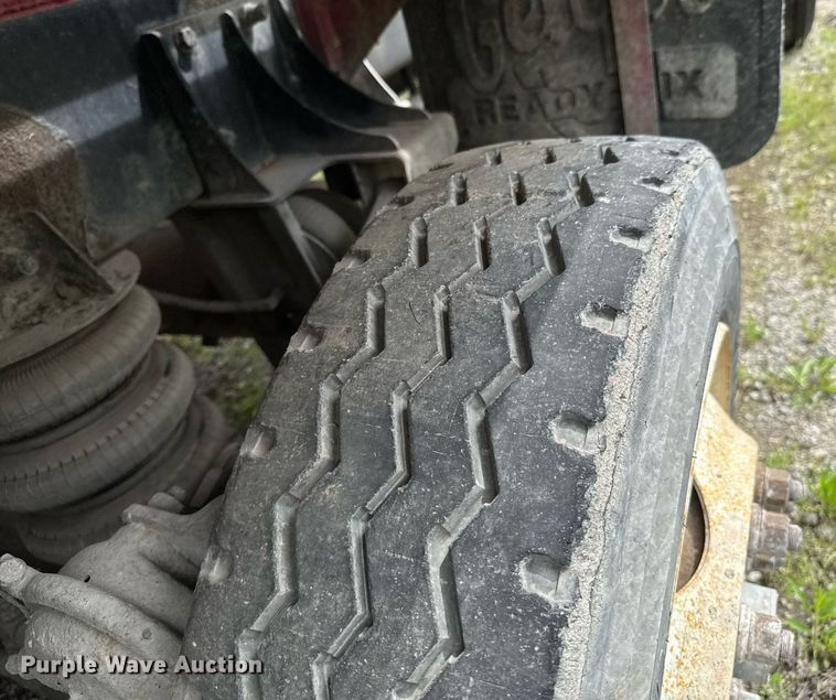 image for item DO0967 2005 Kenworth W900 ready mix truck