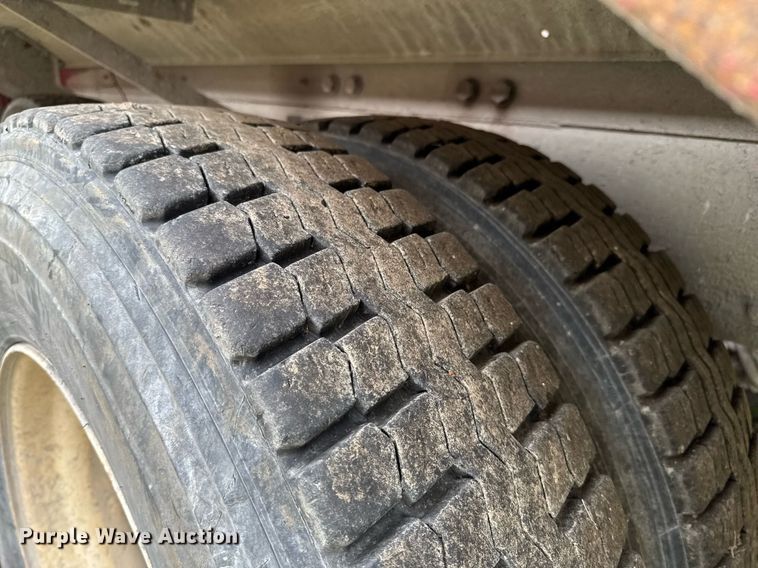 image for item DO0967 2005 Kenworth W900 ready mix truck