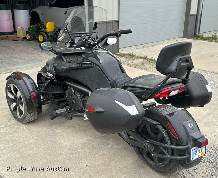 image for item DO0973 2015 Can-Am Spyder F3 SE6 motorcycle