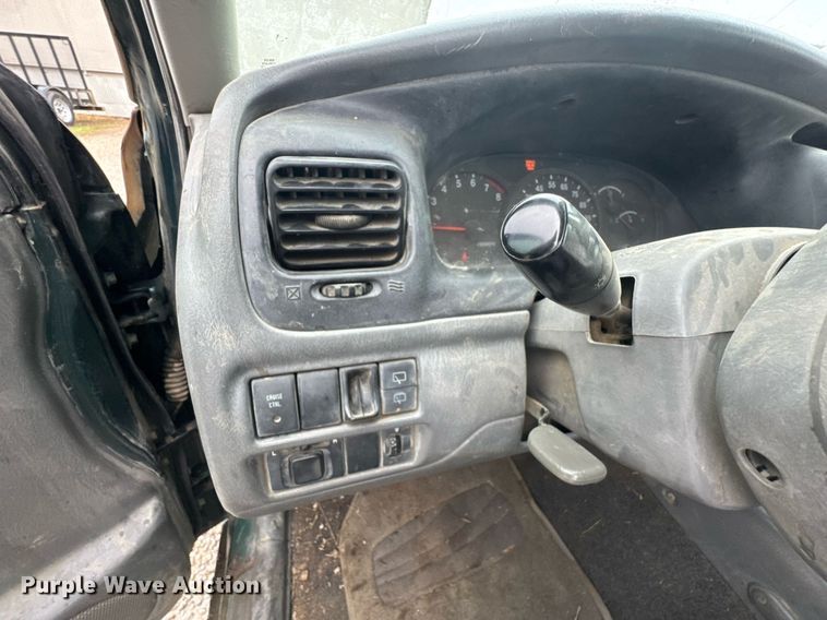 image for item DO0986 2001 Suzuki Grand Vitara SUV