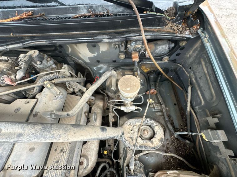 image for item DO0986 2001 Suzuki Grand Vitara SUV