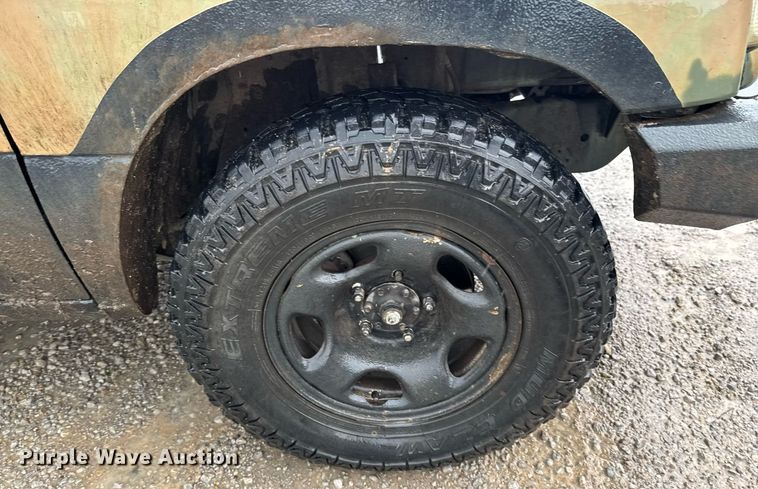 image for item DO0986 2001 Suzuki Grand Vitara SUV