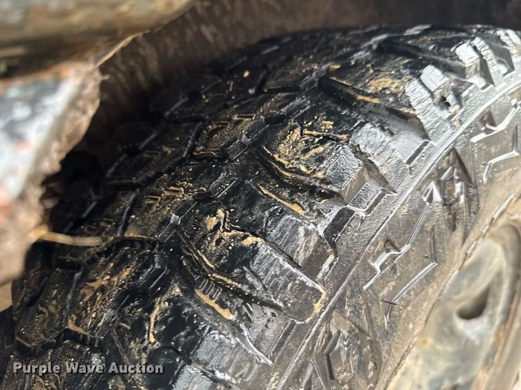 image for item DO0986 2001 Suzuki Grand Vitara SUV