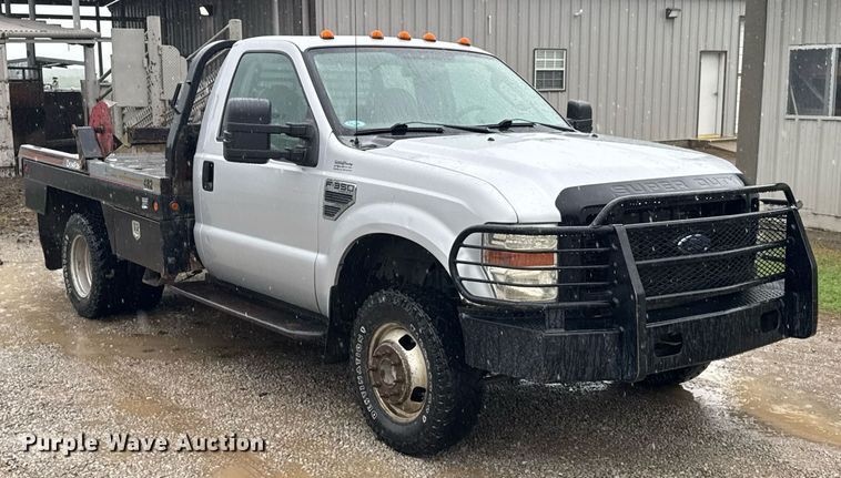 image for item DO0987 2008 Ford F350 Super Duty XL bale bed pickup truck