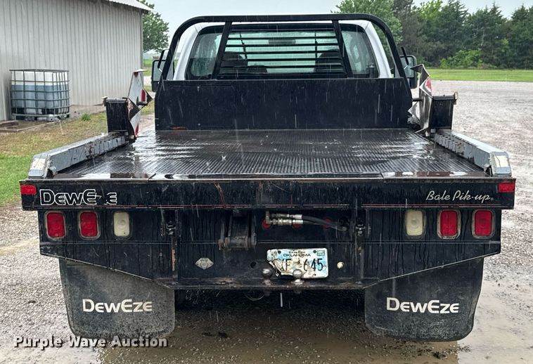 image for item DO0987 2008 Ford F350 Super Duty XL bale bed pickup truck