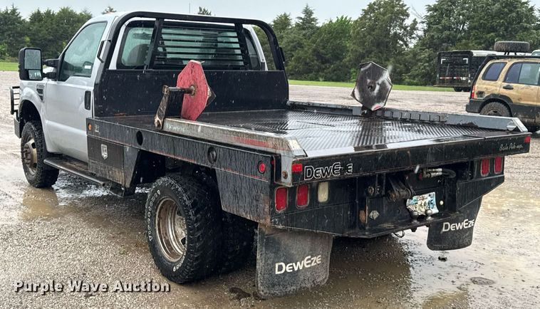 image for item DO0987 2008 Ford F350 Super Duty XL bale bed pickup truck