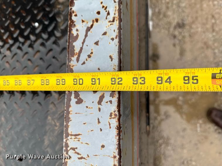 image for item DO0987 2008 Ford F350 Super Duty XL bale bed pickup truck