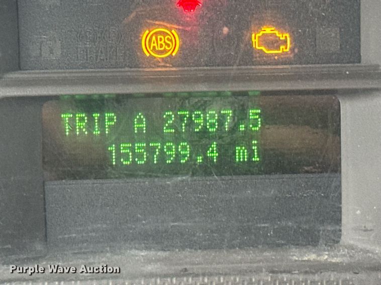 image for item DO0987 2008 Ford F350 Super Duty XL bale bed pickup truck