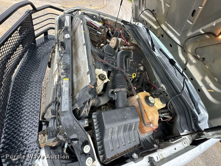 image for item DO0987 2008 Ford F350 Super Duty XL bale bed pickup truck