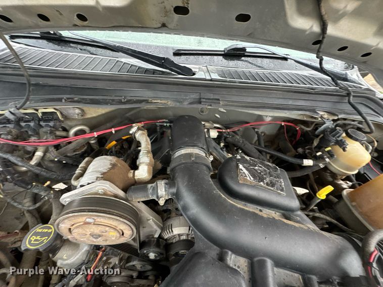 image for item DO0987 2008 Ford F350 Super Duty XL bale bed pickup truck