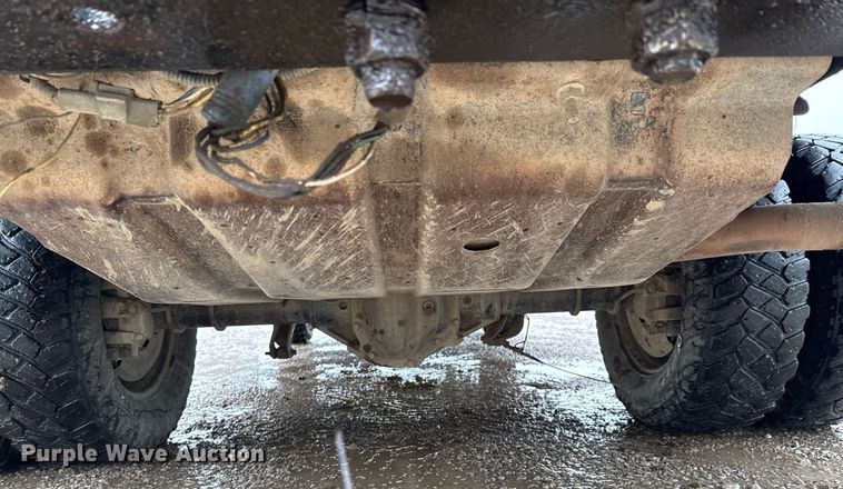 image for item DO0987 2008 Ford F350 Super Duty XL bale bed pickup truck