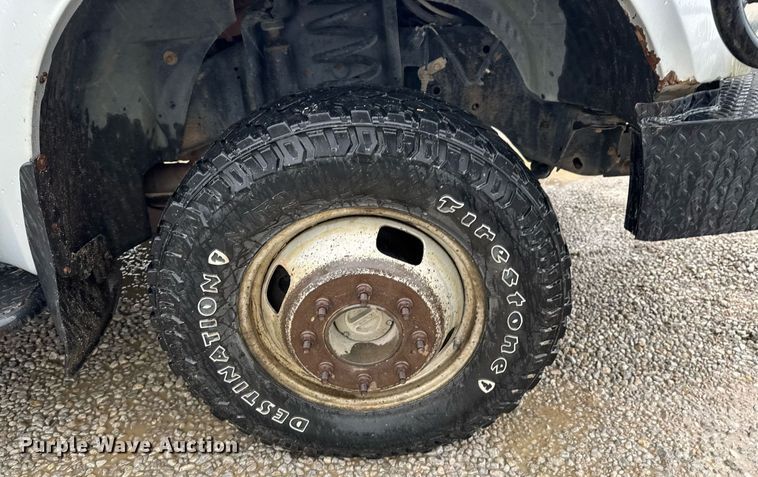 image for item DO0987 2008 Ford F350 Super Duty XL bale bed pickup truck