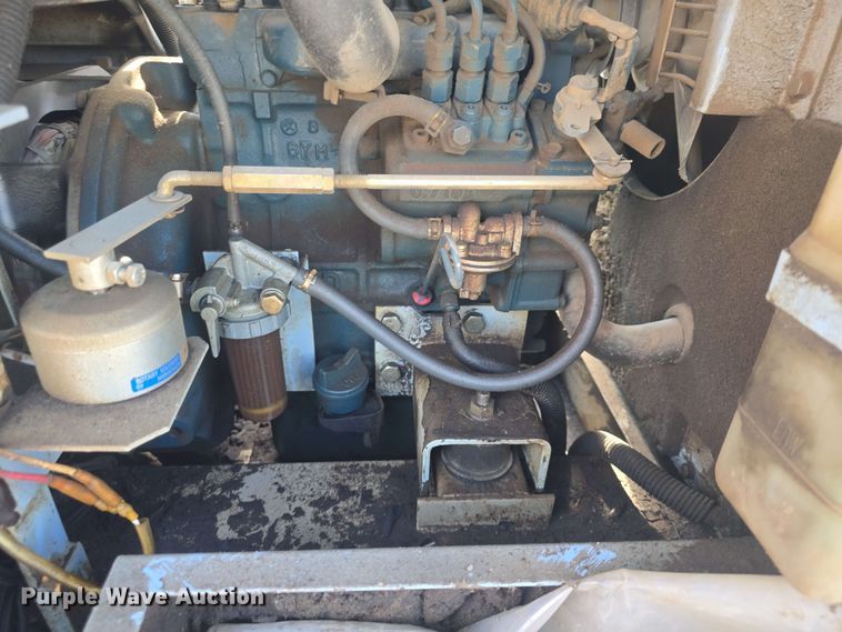 image for item DO7939 MQ Whisperweld FSW300SS welder/generator