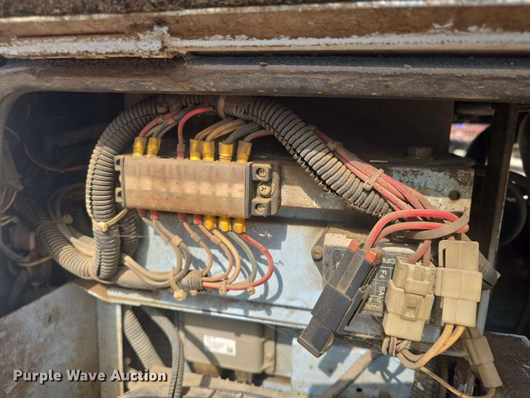 image for item DO7940 MQ Whisperweld TLW300SS welder/generator