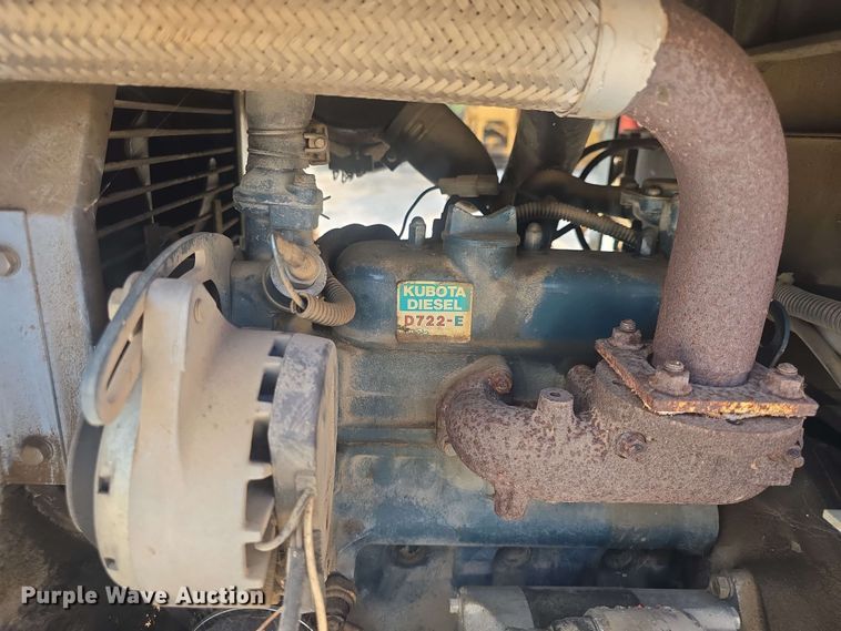 image for item DO7940 MQ Whisperweld TLW300SS welder/generator