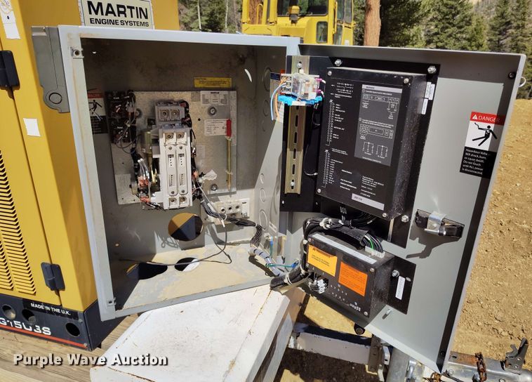 image for item DP4920 2004 Caterpillar G15U3S generator