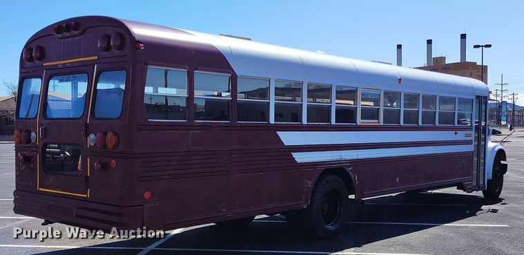 image for item DP4921 1999 International 3800 school bus