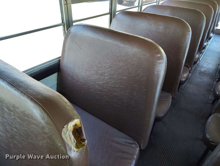 image for item DP4921 1999 International 3800 school bus