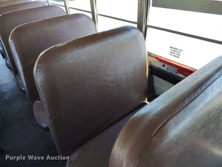 image for item DP4921 1999 International 3800 school bus