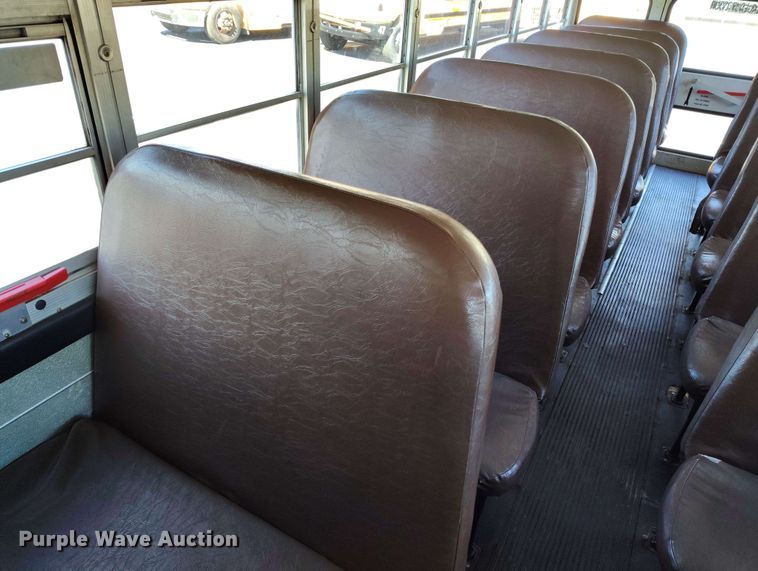 image for item DP4921 1999 International 3800 school bus