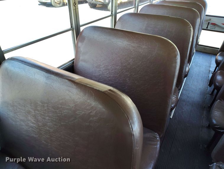 image for item DP4921 1999 International 3800 school bus