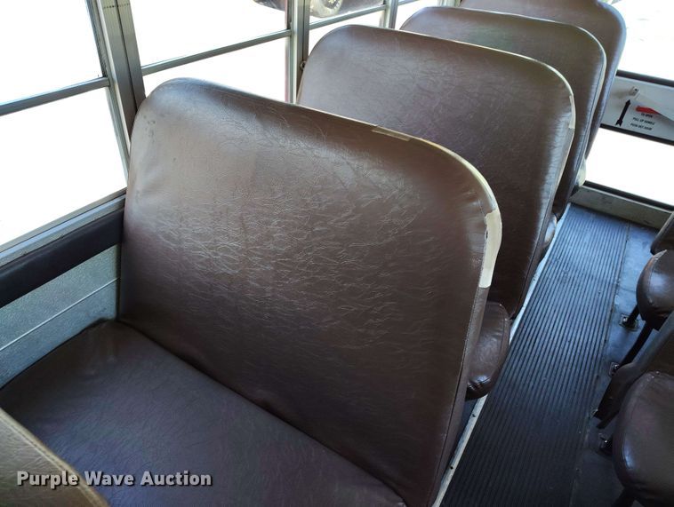 image for item DP4921 1999 International 3800 school bus