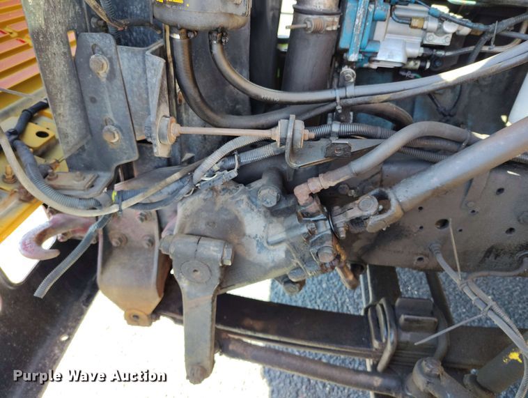 image for item DP4921 1999 International 3800 school bus