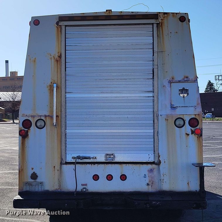 image for item DP4923 2005 Chevrolet W5500 utility / service truck