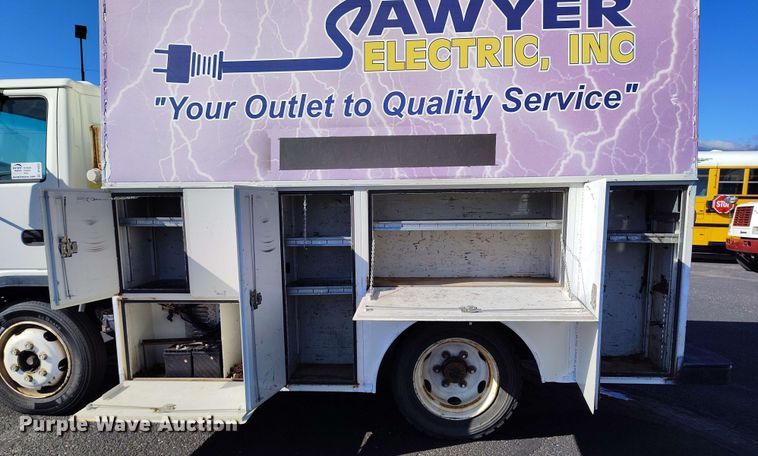 image for item DP4923 2005 Chevrolet W5500 utility / service truck