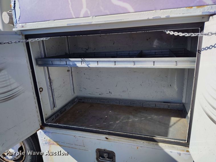 image for item DP4923 2005 Chevrolet W5500 utility / service truck