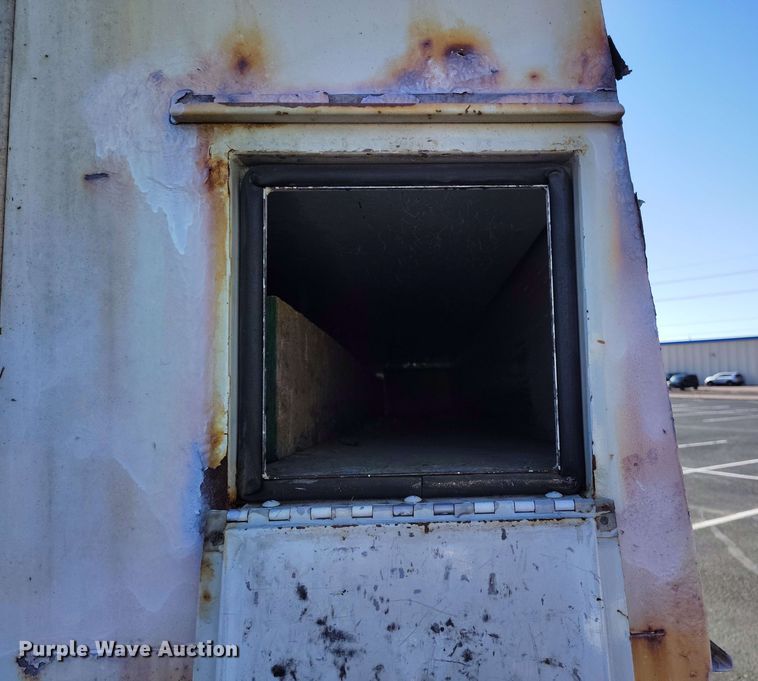 image for item DP4923 2005 Chevrolet W5500 utility / service truck