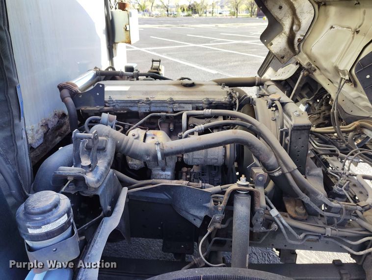 image for item DP4923 2005 Chevrolet W5500 utility / service truck