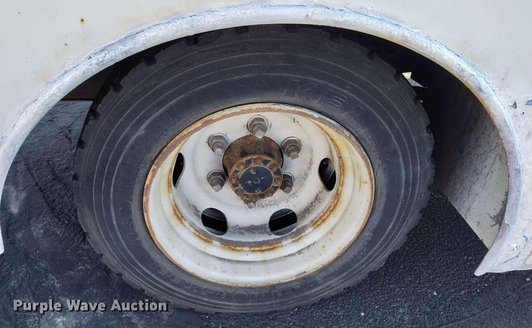 image for item DP4923 2005 Chevrolet W5500 utility / service truck