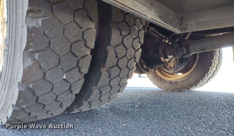 image for item DP4923 2005 Chevrolet W5500 utility / service truck