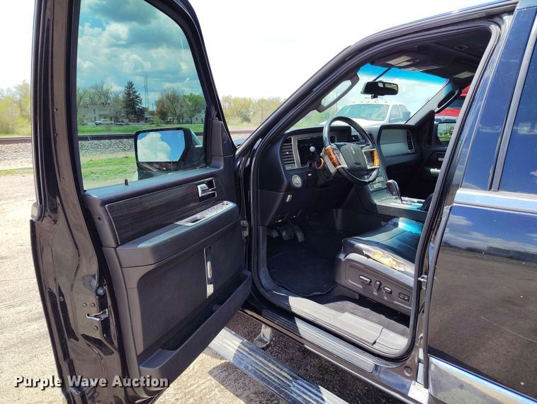 image for item DP4938 2007 Lincoln Navigator SUV