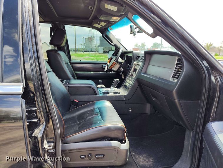 image for item DP4938 2007 Lincoln Navigator SUV