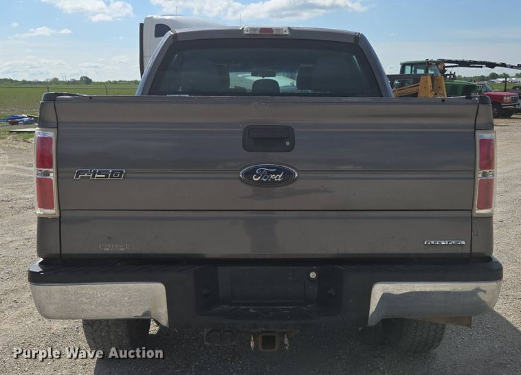 image for item DP6335 2013 Ford F150 SuperCrew pickup truck