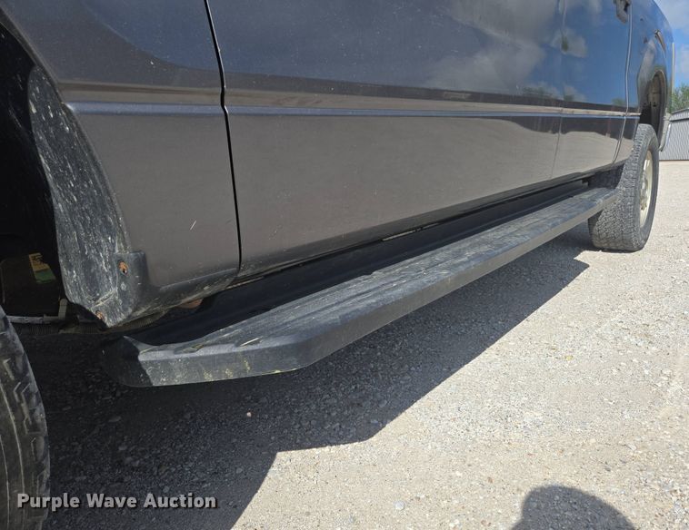 image for item DP6335 2013 Ford F150 SuperCrew pickup truck