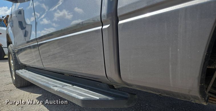 image for item DP6335 2013 Ford F150 SuperCrew pickup truck