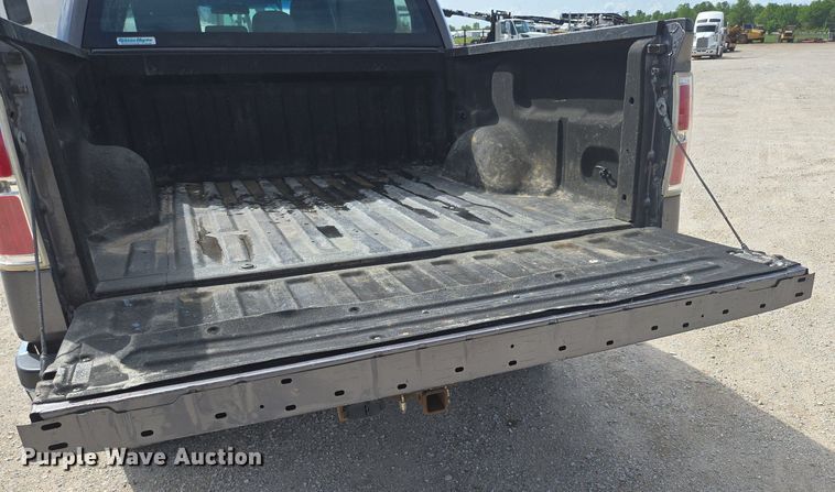 image for item DP6335 2013 Ford F150 SuperCrew pickup truck