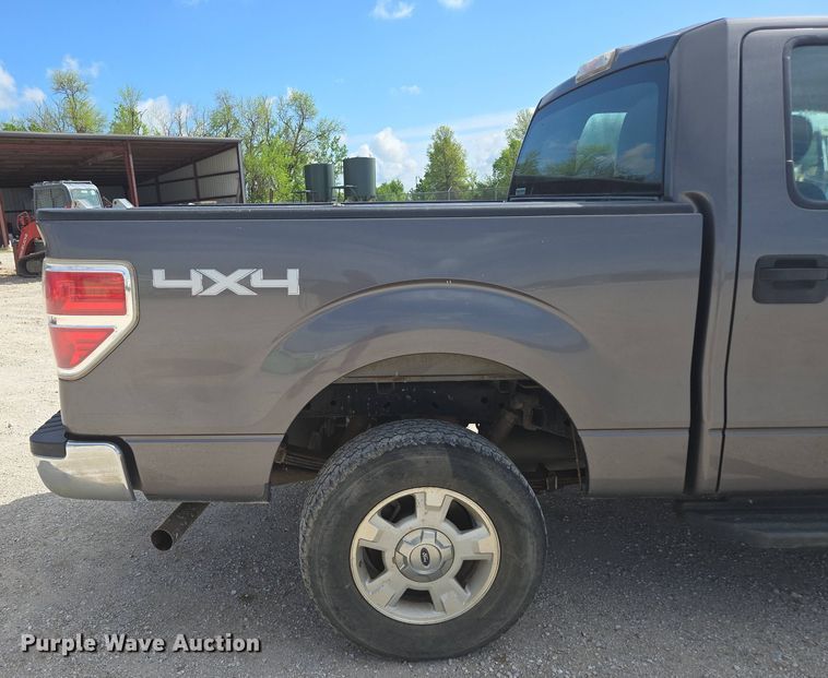 image for item DP6335 2013 Ford F150 SuperCrew pickup truck