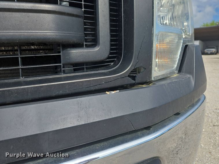 image for item DP6335 2013 Ford F150 SuperCrew pickup truck