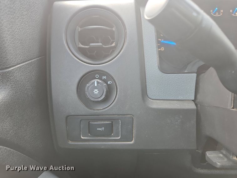 image for item DP6335 2013 Ford F150 SuperCrew pickup truck