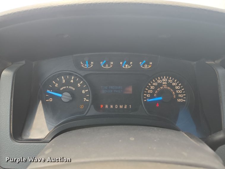 image for item DP6335 2013 Ford F150 SuperCrew pickup truck