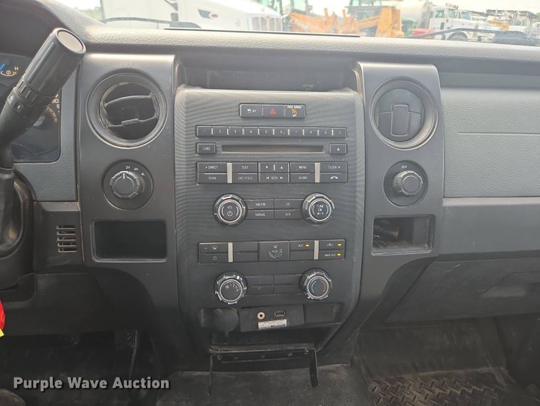 image for item DP6335 2013 Ford F150 SuperCrew pickup truck