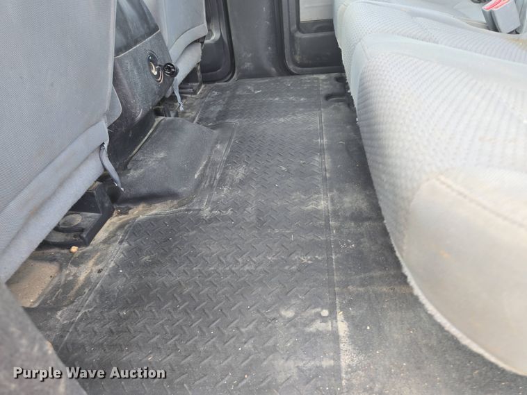 image for item DP6335 2013 Ford F150 SuperCrew pickup truck