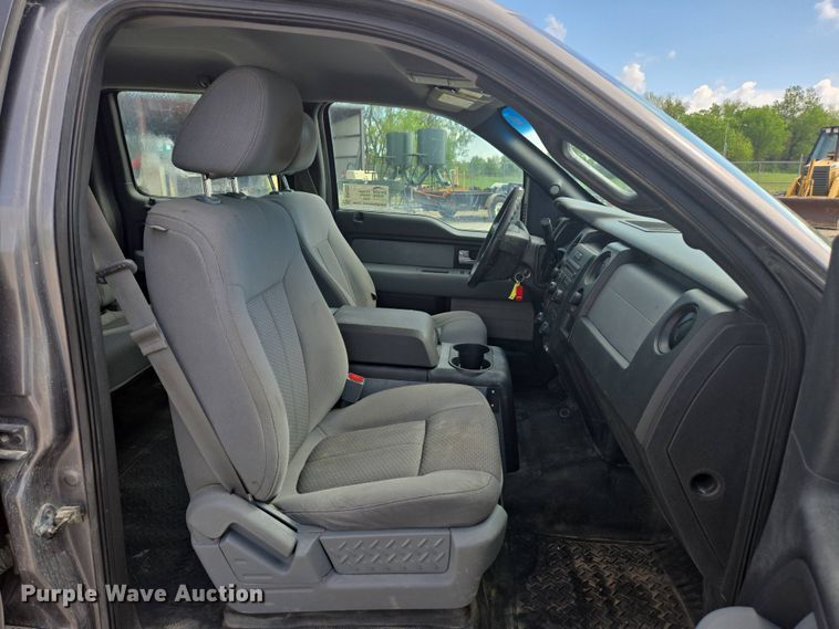 image for item DP6335 2013 Ford F150 SuperCrew pickup truck