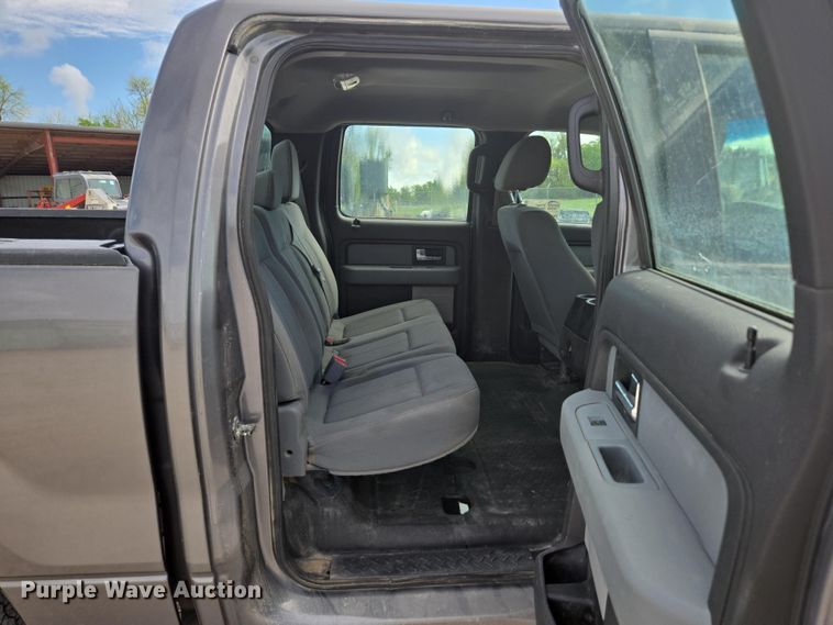 image for item DP6335 2013 Ford F150 SuperCrew pickup truck