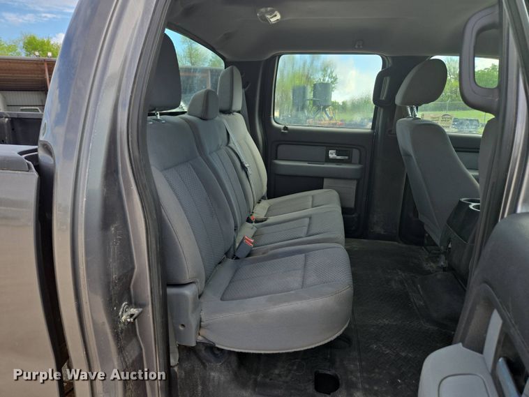 image for item DP6335 2013 Ford F150 SuperCrew pickup truck